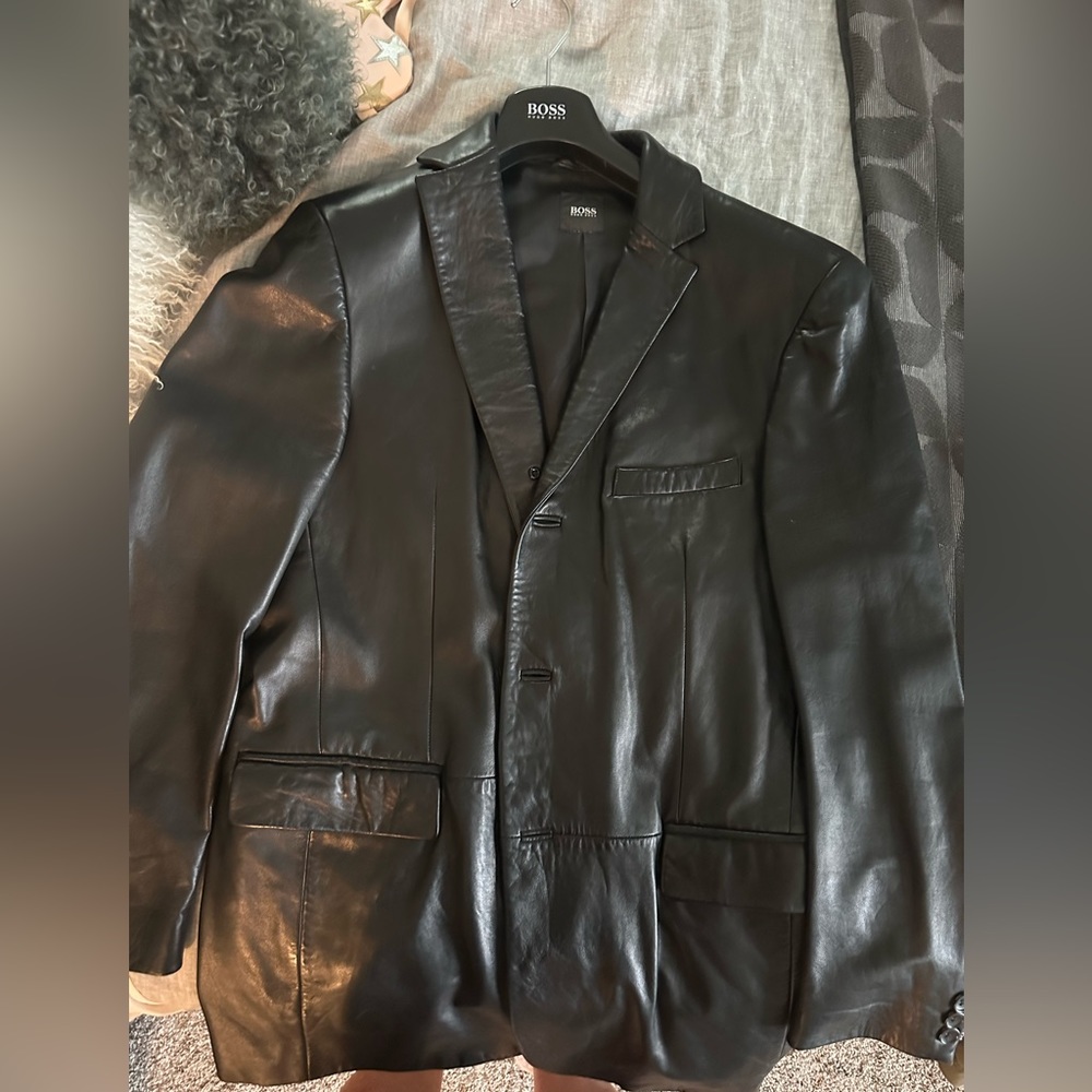 Hugo Boss lambskin leather sport jacket size 46R